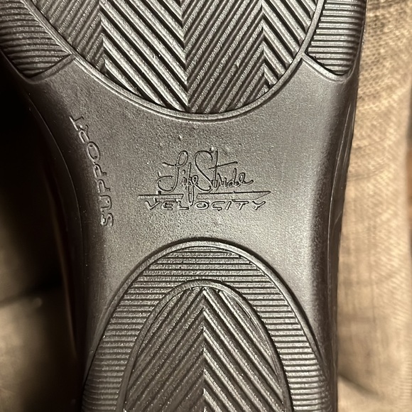 Life Stride Velocity with memory foam women's shoes size 8.5 - Picture 8 of 9